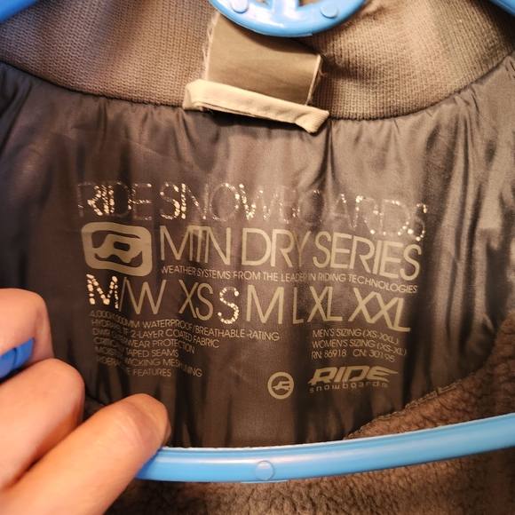 Ride snowboard jacket mtn dry series size M? - Picture 7 of 15